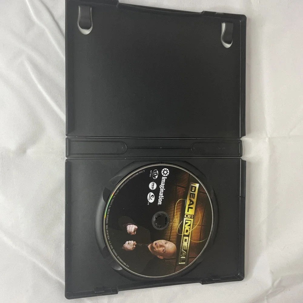 Deal or No Deal DVD Interactive Game Brand NIB 2006 Howie Mandel NEW & SEALED